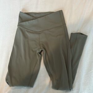 altered state crossover leggings